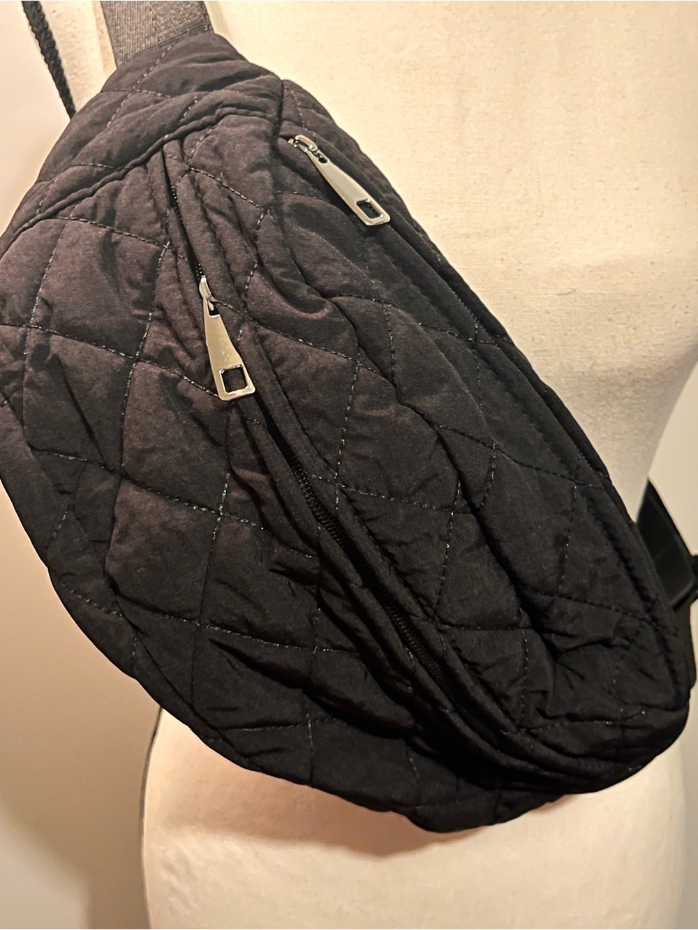 Quilted Black Unisex Sling Bag - Crossbody Waist Pack